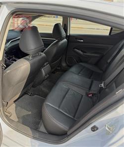 نيسان ألتيما